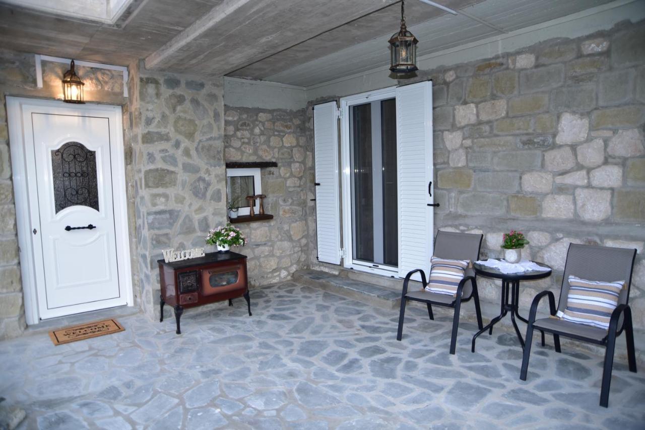 Elen'S Suites Pramanta Exterior foto